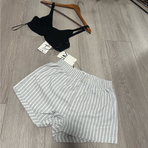 Zara Set - Picture 2 of 3